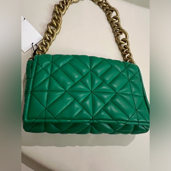 NWT Zara Green Quilted Chain Shoulder Bag - Picture 1 of 4